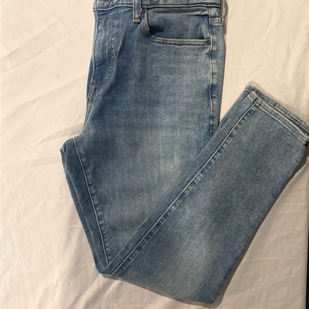 Express Men's Skinny Jeans in Light Blue